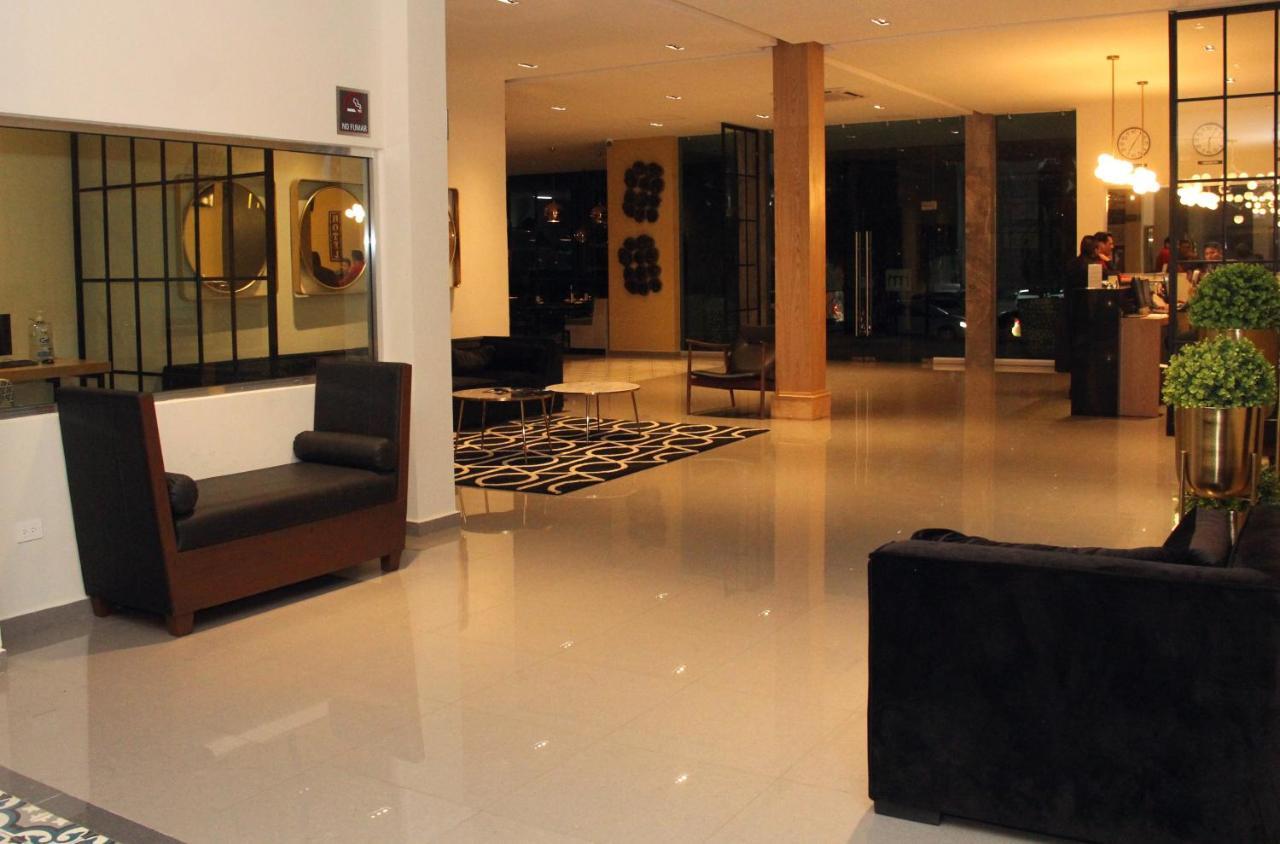 InHouse Culiacán Esterno foto